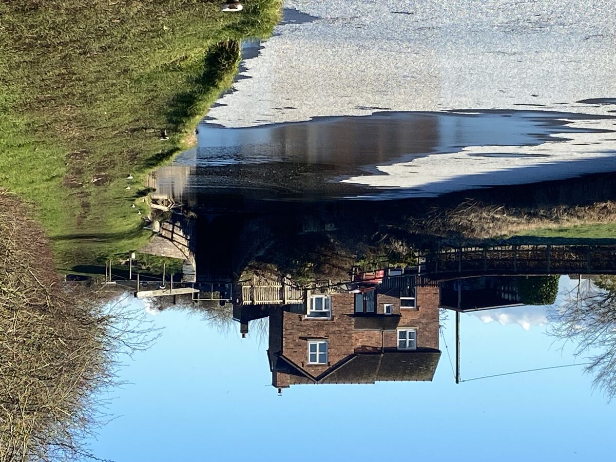 ice on the Middlewich Canal